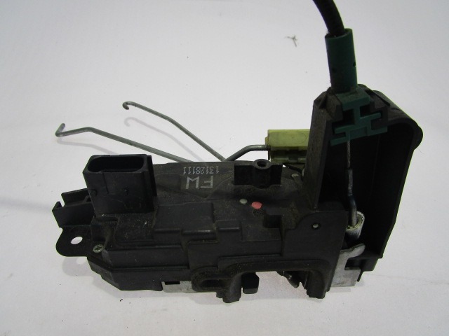 CENTRAL LOCKING OF THE FRONT LEFT DOOR OEM N. 13128111 ORIGINAL PART ESED OPEL ASTRA H L48,L08,L35,L67 5P/3P/SW (2004 - 2007) DIESEL 17  YEAR OF CONSTRUCTION 2005