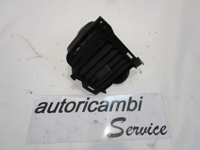 AIR OUTLET OEM N. 77630SAA003ZA ORIGINAL PART ESED HONDA JAZZ MK2 (2002 - 2008) GD1 GD5 GD GE3 GE2 GE GP GG GD6 GD8 BENZINA 13  YEAR OF CONSTRUCTION 2005