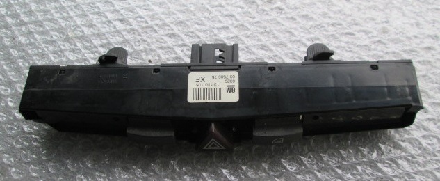 SWITCH HAZARD WARNING/CENTRAL LCKNG SYST OEM N. 13100105 ORIGINAL PART ESED OPEL ASTRA H L48,L08,L35,L67 5P/3P/SW (2004 - 2007) DIESEL 17  YEAR OF CONSTRUCTION 2005
