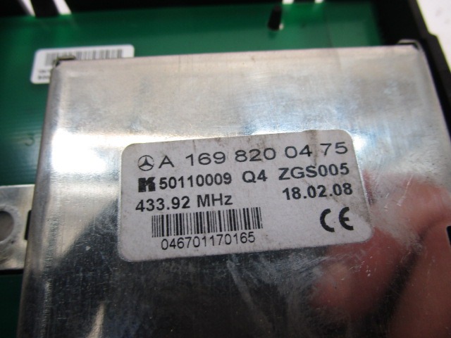 AMPLIFICATORE / CENTRALINA ANTENNA OEM N. A1698200475 ORIGINAL PART ESED MERCEDES CLASSE B W245 T245 5P (2005 - 2011) DIESEL 20  YEAR OF CONSTRUCTION 2008