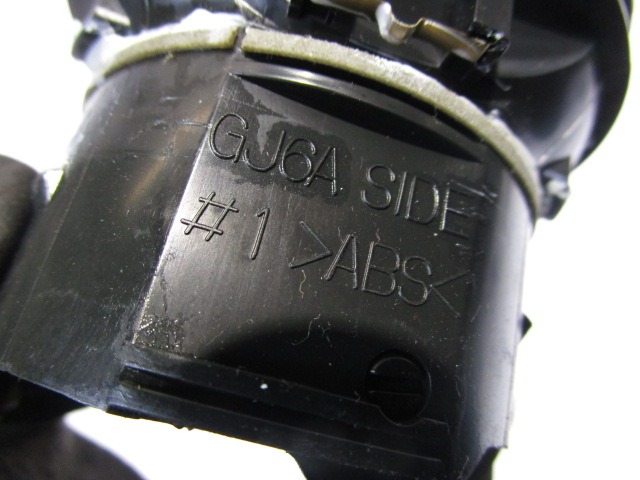 AIR OUTLET OEM N. GJ6A64730D02 ORIGINAL PART ESED MAZDA 6 GG GY (2003-2008) DIESEL 20  YEAR OF CONSTRUCTION 2005