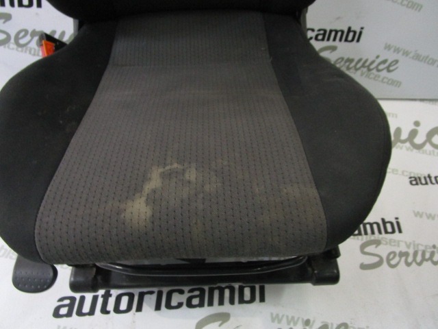 SEAT FRONT DRIVER SIDE LEFT . OEM N. 18228 122 SEDILE ANTERIORE SINISTRO TESSUTO ORIGINAL PART ESED OPEL MERIVA A (2003 - 2006) BENZINA 14  YEAR OF CONSTRUCTION 2006