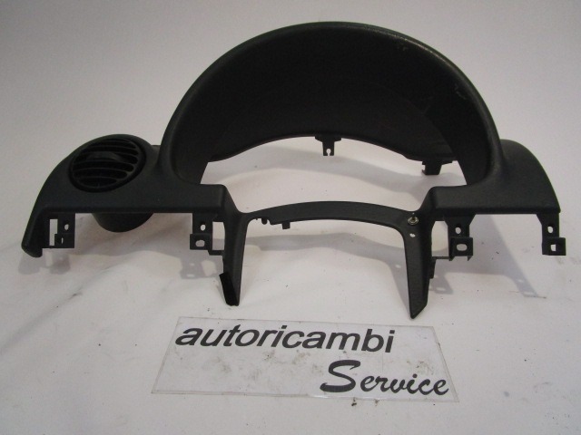 DASH PARTS / CENTRE CONSOLE OEM N. 0WD13XDVAA ORIGINAL PART ESED JEEP CHEROKEE (2002 - 2005) DIESEL 25  YEAR OF CONSTRUCTION 2004
