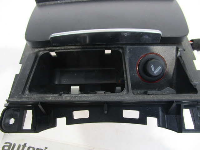 ASHTRAY INSERT OEM N. 8K0857951 ORIGINAL PART ESED AUDI A5 8T COUPE/5P (2007 - 2011) DIESEL 30  YEAR OF CONSTRUCTION 2007