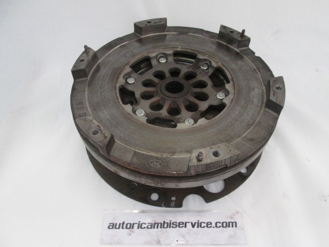 TWIN MASS FLYWHEEL OEM N. 062105266D ORIGINAL PART ESED AUDI A5 8T COUPE/5P (2007 - 2011) DIESEL 30  YEAR OF CONSTRUCTION 2007