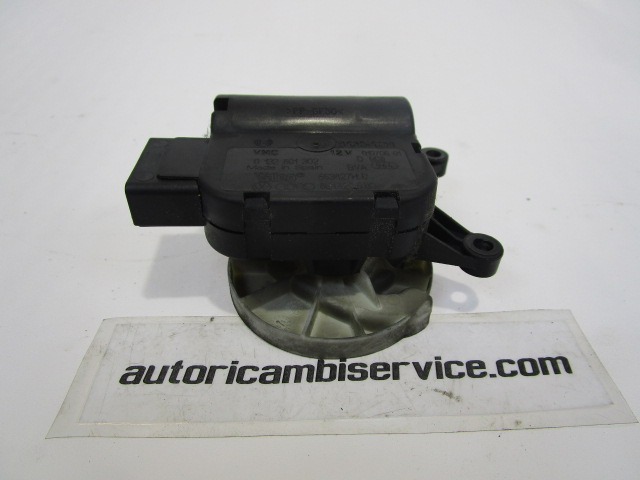 SET SMALL PARTS F AIR COND.ADJUST.LEVER OEM N. 132801302 ORIGINAL PART ESED AUDI A4 8EC 8ED 8HE B7 BER/SW/CABRIO (2004 - 2007) DIESEL 20  YEAR OF CONSTRUCTION 2005
