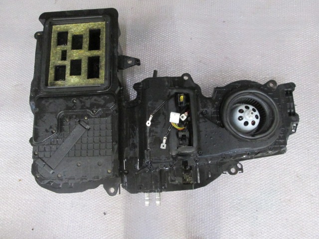 HEATER CORE UNIT BOX COMPLETE WITH CASE . OEM N. 7,70121E+19 ORIGINAL PART ESED RENAULT ESPACE / GRAND ESPACE (05/2003 - 08/2006) DIESEL 22  YEAR OF CONSTRUCTION 2005