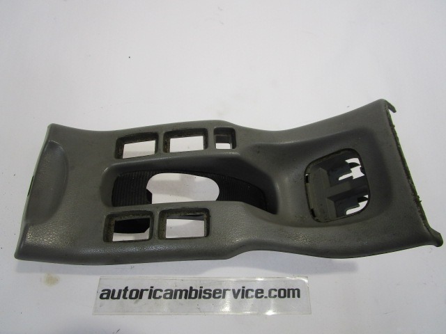MOUNTING PARTS, CENTRE CONSOLE OEM N. FHS102220 ORIGINAL PART ESED LAND ROVER FREELANDER 3/5  PORTE (2000 - 2006) DIESEL 20  YEAR OF CONSTRUCTION 2000