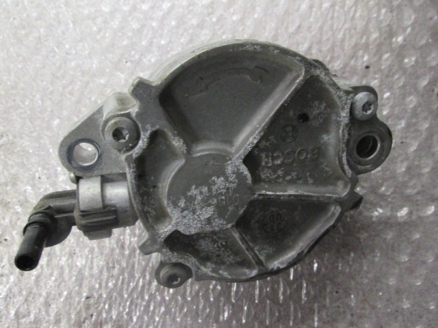 Vacuum Pump OEM 456570 PEUGEOT 308 BER/SW (2007 - 2013)  16 DIESEL Year  spare part used