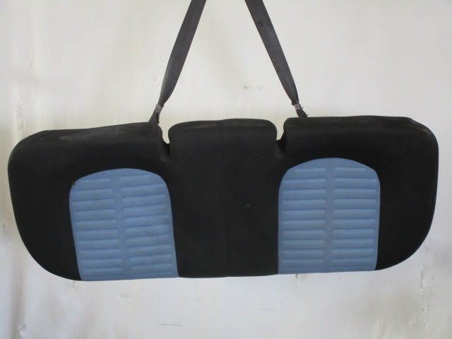 SITTING BACK FULL FABRIC SEATS OEM N. 18899 SEDUTA POSTERIORE INTERA TESSUTO ORIGINAL PART ESED FIAT GRANDE PUNTO 199 (2005 - 2012) DIESEL 13  YEAR OF CONSTRUCTION 2005