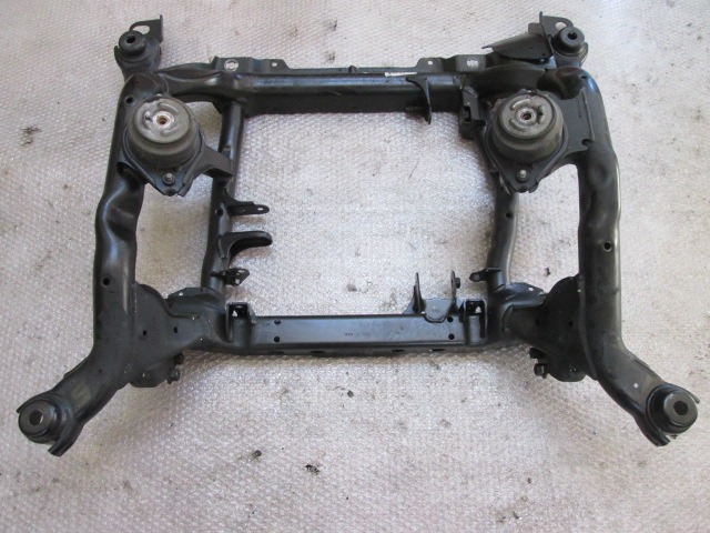 FRONT AXLE  OEM N. 2513300058 ORIGINAL PART ESED MERCEDES CLASSE R W251 RESTYLING (2010 - 2013)DIESEL 30  YEAR OF CONSTRUCTION 2011