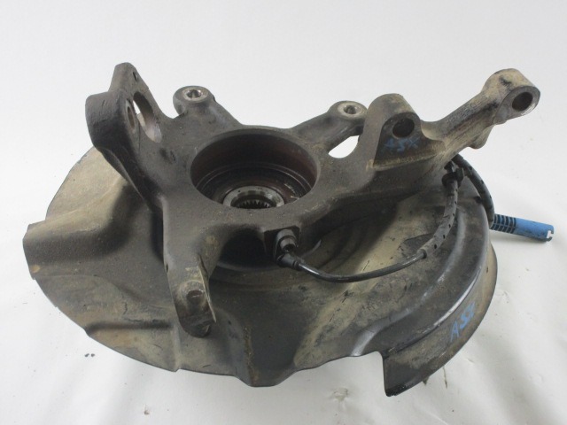 CARRIER, LEFT / WHEEL HUB WITH BEARING, FRONT OEM N. RUB500151 ORIGINAL PART ESED LAND ROVER RANGE ROVER VOGUE (2005 - 2009) DIESEL 30  YEAR OF CONSTRUCTION 2005