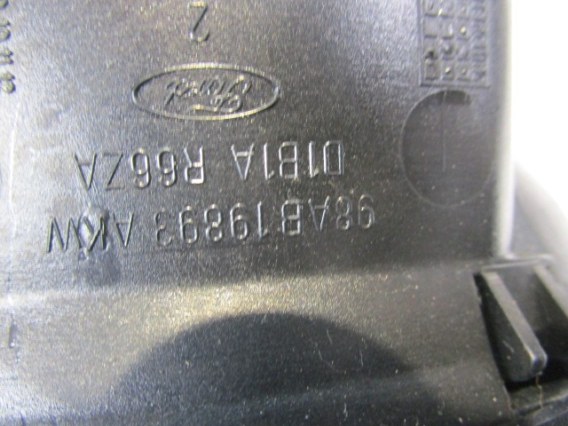 AIR OUTLET OEM N. 98AB19893AKW ORIGINAL PART ESED FORD FOCUS  BER/SW (2001-2005) BENZINA 16  YEAR OF CONSTRUCTION 2004