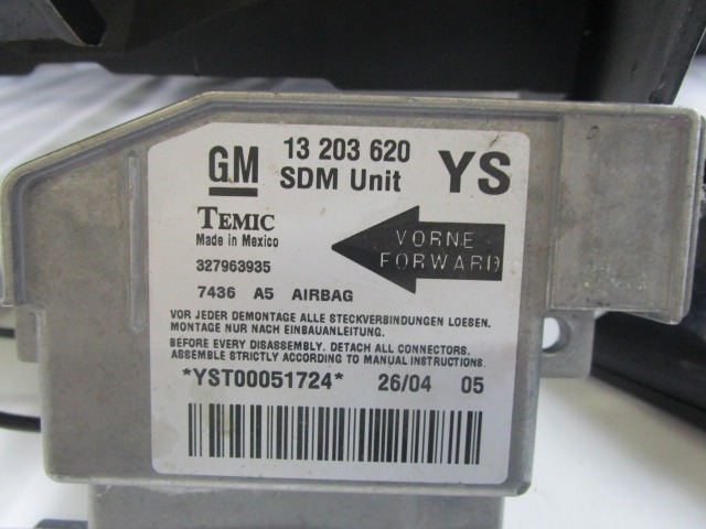 KIT COMPLETE AIRBAG OEM N. 16842 KIT AIRBAG COMPLETO ORIGINAL PART ESED OPEL MERIVA A (2003 - 2006) DIESEL 17  YEAR OF CONSTRUCTION 2004