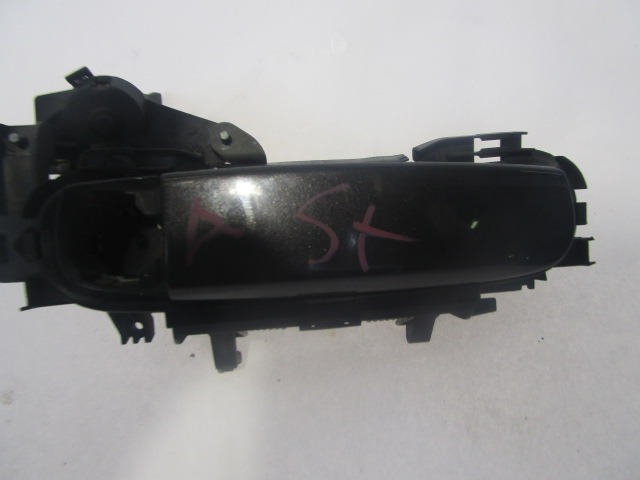 LEFT FRONT DOOR HANDLE OEM N. 8E1837207 ORIGINAL PART ESED AUDI A3 8P 8PA 8P1 (2003 - 2008)DIESEL 20  YEAR OF CONSTRUCTION 2006