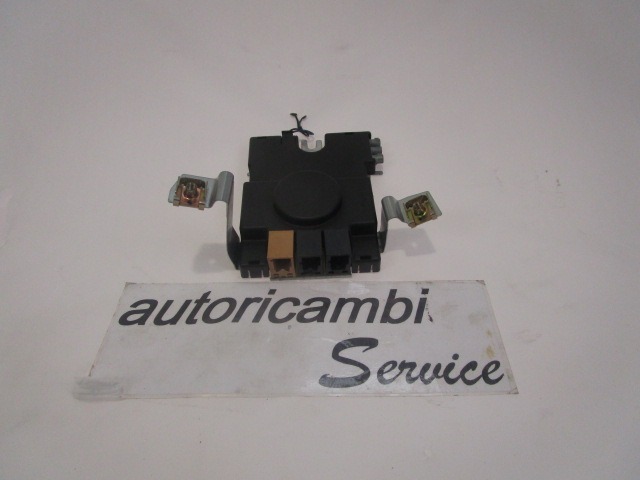 AMPLIFICATORE / CENTRALINA ANTENNA OEM N. 8P3035225 ORIGINAL PART ESED AUDI A3 8P 8PA 8P1 (2003 - 2008)DIESEL 20  YEAR OF CONSTRUCTION 2006