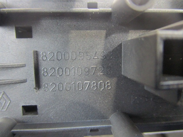 SWITCH HAZARD WARNING/CENTRAL LCKNG SYST OEM N. 8200095493 ORIGINAL PART ESED RENAULT SCENIC/GRAND SCENIC (2003 - 2009) DIESEL 15  YEAR OF CONSTRUCTION 2004