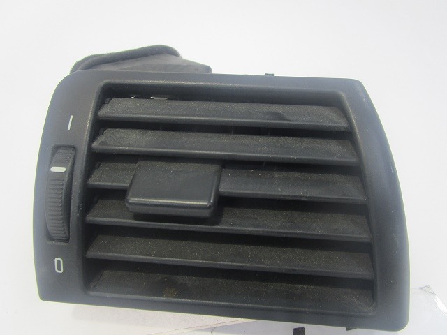 AIR OUTLET OEM N. 64228361898 ORIGINAL PART ESED BMW SERIE 3 E46 BER/SW/COUPE/CABRIO (1998 - 2001) DIESEL 20  YEAR OF CONSTRUCTION 2001