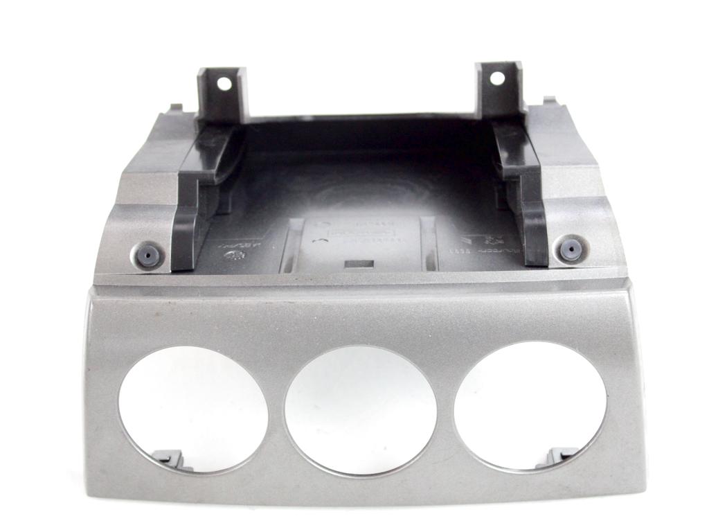 DASH PARTS / CENTRE CONSOLE OEM N. 9658867377 ORIGINAL PART ESED PEUGEOT 308 MK1 T7 4A 4C BER/SW/CC (2007 - 2013) DIESEL 16  YEAR OF CONSTRUCTION 2008