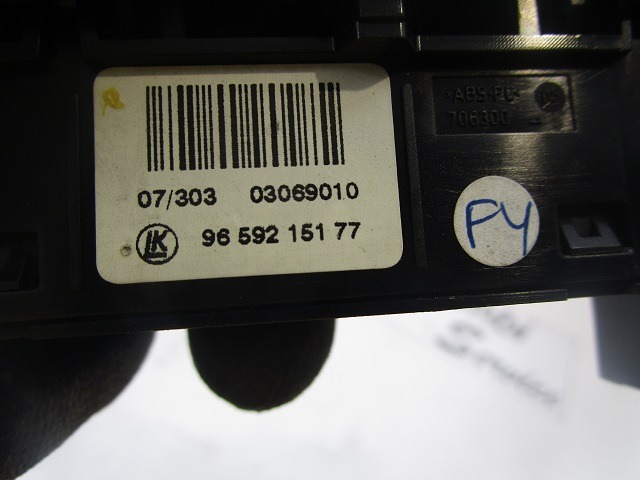 SWITCH HAZARD WARNING/CENTRAL LCKNG SYST OEM N. 9659215177 ORIGINAL PART ESED PEUGEOT 308 MK1 T7 4A 4C BER/SW/CC (2007 - 2013) DIESEL 16  YEAR OF CONSTRUCTION 2008