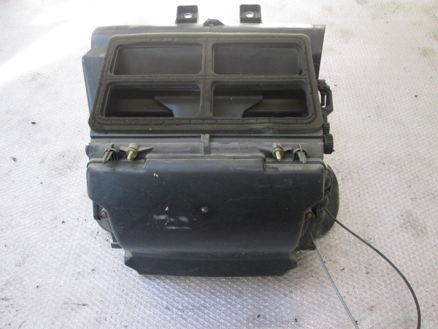 HEATER CORE UNIT BOX COMPLETE WITH CASE . OEM N. 8200037902 ORIGINAL PART ESED RENAULT MASTER (1997- 2003) DIESEL 25  YEAR OF CONSTRUCTION 2000