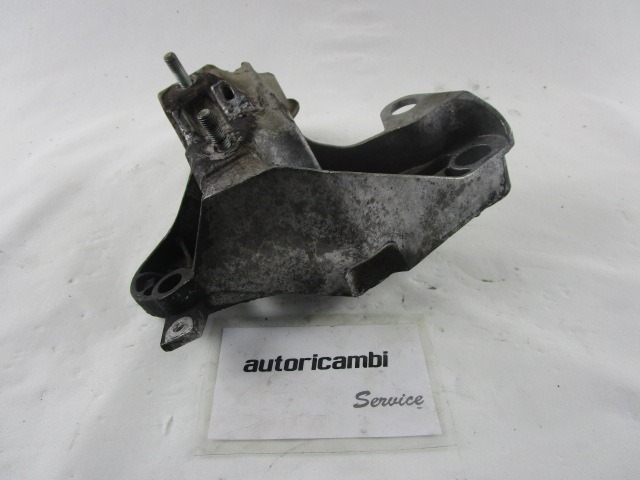 ENGINE SUPPORT OEM N. 8E0199352D ORIGINAL PART ESED AUDI A4 8EC 8ED 8HE B7 BER/SW/CABRIO (2004 - 2007) DIESEL 30  YEAR OF CONSTRUCTION 2005