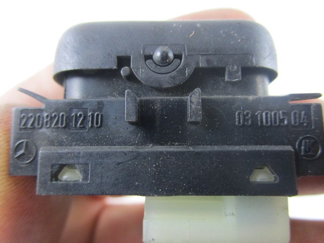 SWITCH WINDOW LIFTER OEM N. 2208201210 ORIGINAL PART ESED MERCEDES CLASSE S W220 (1998 - 2006)BENZINA 50  YEAR OF CONSTRUCTION 1999