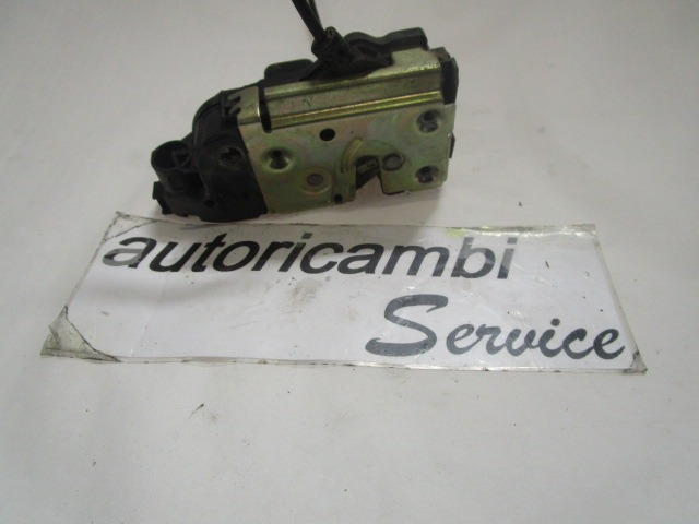 CENTRAL LOCKING OF THE RIGHT FRONT DOOR OEM N. 8200119121 ORIGINAL PART ESED RENAULT SCENIC/GRAND SCENIC (2003 - 2009) DIESEL 19  YEAR OF CONSTRUCTION 2005