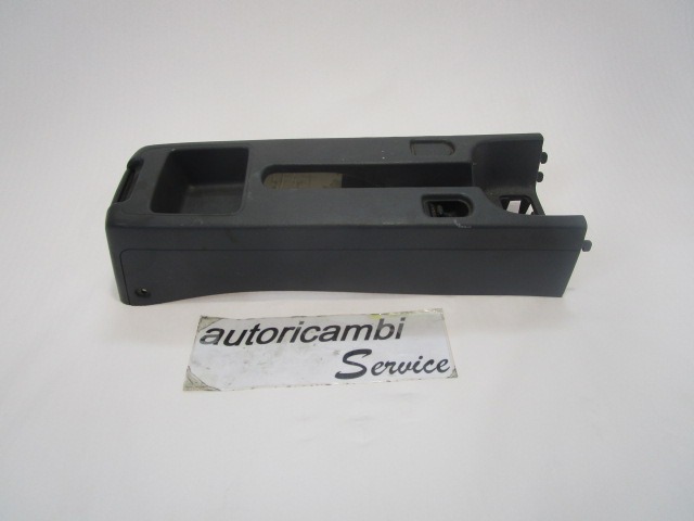 TUNNEL OBJECT HOLDER WITHOUT ARMREST OEM N. FHS100690LPZ ORIGINAL PART ESED ROVER 400 (1995 - 1999) BENZINA 14  YEAR OF CONSTRUCTION 1998