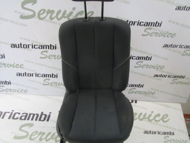 SEAT FRONT PASSENGER SIDE RIGHT / AIRBAG OEM N. 17734 SEDILE ANTERIORE DESTRO TESSUTO ORIGINAL PART ESED RENAULT MEGANE BER/GRANDTOUR  (10/2002 - 02/2006) DIESEL 19  YEAR OF CONSTRUCTION 2005