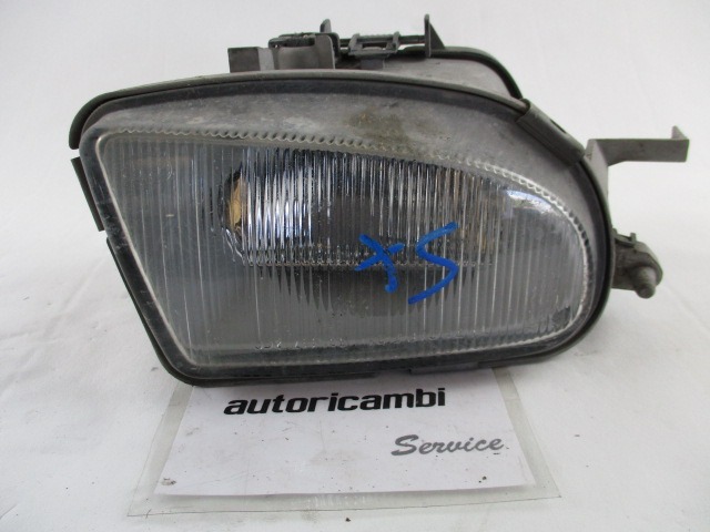 FOG LIGHT RIGHT  OEM N. 1708200256 ORIGINAL PART ESED MERCEDES CLASSE E W210 BER/SW (1995 - 2003) DIESEL 27  YEAR OF CONSTRUCTION 2001