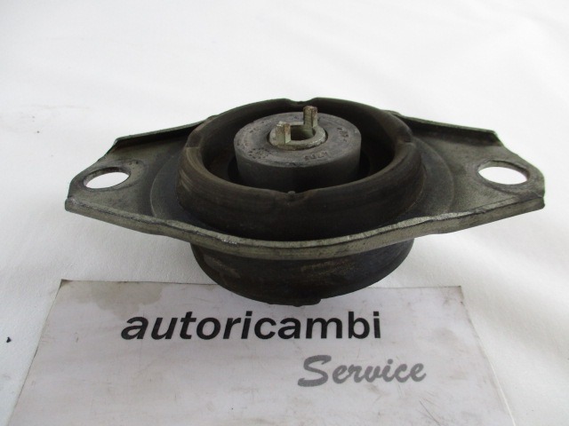 ENGINE SUPPORT OEM N. SUPPORTO ORIGINAL PART ESED ALFA ROMEO 147 937 RESTYLING (2005 - 2010) DIESEL 19  YEAR OF CONSTRUCTION 2005