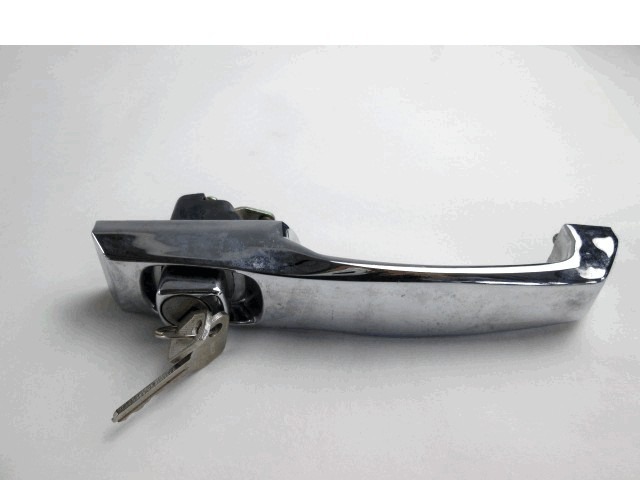 RIGHT FRONT DOOR HANDLE OEM N. 80/221 ORIGINAL PART ESED IVECO DAILY MK1 (1978 - 1989)DIESEL 25  YEAR OF CONSTRUCTION 1980