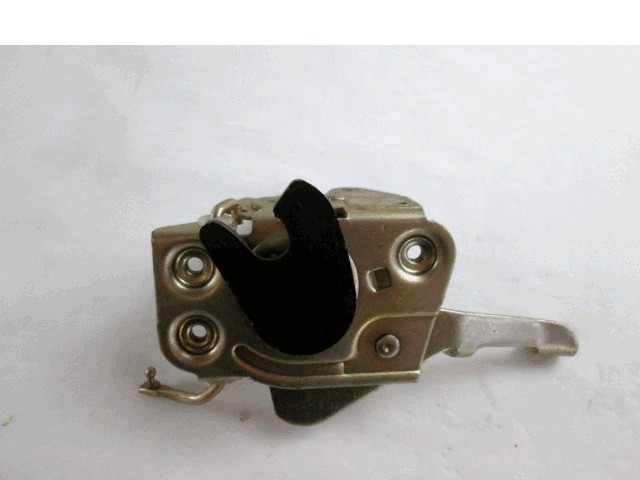 CENTRAL LOCKING OF THE RIGHT FRONT DOOR OEM N.  ORIGINAL PART ESED FIAT 127 (1971 - 1987)BENZINA 9  YEAR OF CONSTRUCTION 1971