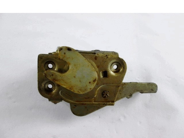 CENTRAL LOCKING OF THE RIGHT FRONT DOOR OEM N. 40/121 ORIGINAL PART ESED FIAT 132 (1972 - 1981)BENZINA 16  YEAR OF CONSTRUCTION 1974
