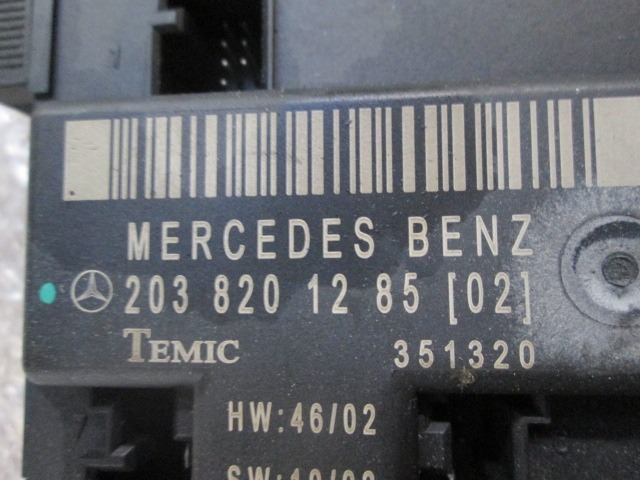 CONTROL OF THE FRONT DOOR OEM N. 2038201285 SPARE PART USED CAR MERCEDES CLASSE C CL203 SPORTCOUPE (2000 - 2008) DISPLACEMENT 22 DIESEL YEAR OF CONSTRUCTION 2004