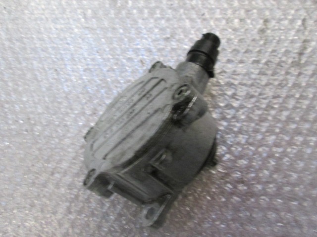Vacuum Pump OEM 6112300065 A6462300165 MERCEDES CLASSE C CL203 SPORTCOUPE (2000 - 2008) 22 DIESEL Year 2004 spare part used