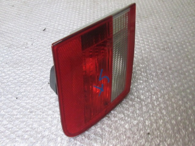 TAIL LIGHT, RIGHT OEM N. 63217165743 SPARE PART USED CAR BMW SERIE 3 E46 BER/SW/COUPE/CABRIO LCI RESTYLING (10/2001 - 2005) DISPLACEMENT 22 BENZINA YEAR OF CONSTRUCTION 2002