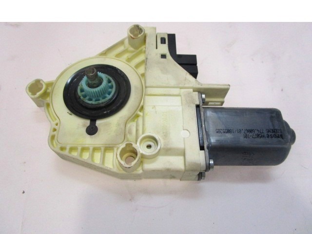 FRONT DOOR WINDSCREEN MOTOR OEM N. 4F0959802B ORIGINAL PART ESED AUDI A6 C6 4F2 4FH 4F5 BER/SW/ALLROAD (07/2004 - 10/2008) DIESEL 30  YEAR OF CONSTRUCTION 2005