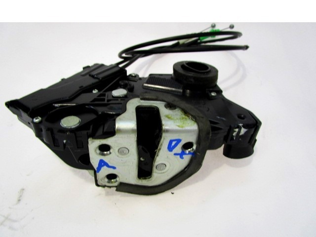CENTRAL LOCKING OF THE RIGHT FRONT DOOR OEM N. 690300D140 ORIGINAL PART ESED TOYOTA YARIS (01/2006 - 2009) BENZINA 10  YEAR OF CONSTRUCTION 2006