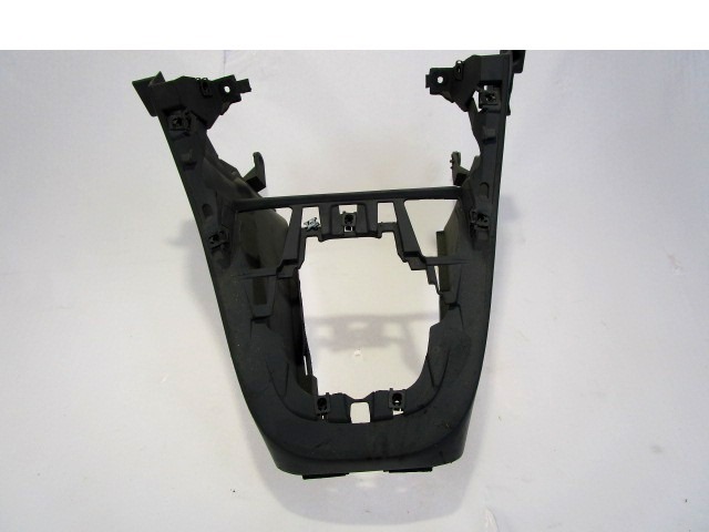 TUNNEL OBJECT HOLDER WITHOUT ARMREST OEM N. 735444691 ORIGINAL PART ESED FIAT CROMA (2005 - 10/2007)  DIESEL 19  YEAR OF CONSTRUCTION 2006