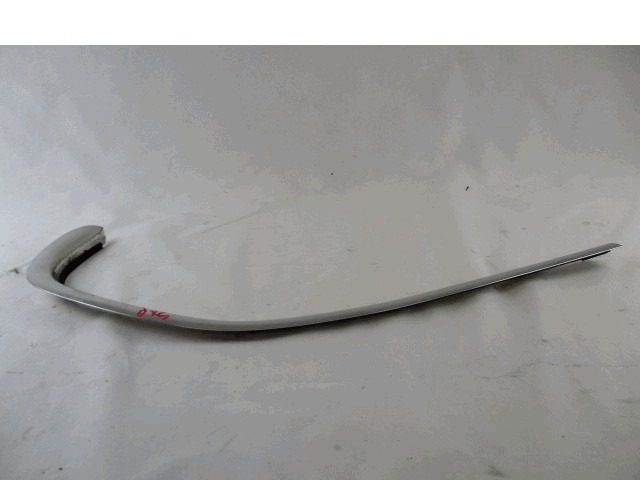 MOUNTING PARTS, DOOR TRIM PANEL OEM N. 7129667406 ORIGINAL PART ESED BMW SERIE 3 BER/SW/COUPE/CABRIO E90/E91/E92/E93 (2005 - 08/2008) DIESEL 30  YEAR OF CONSTRUCTION 2006