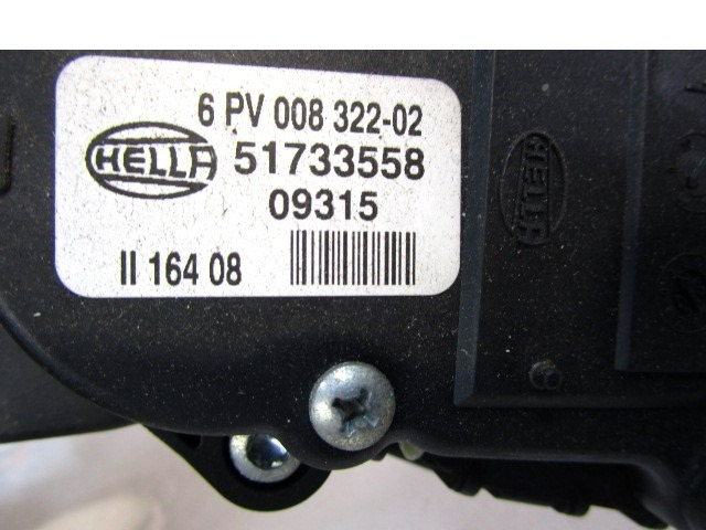 PEDALS & PADS  OEM N. 51733558 ORIGINAL PART ESED FIAT CROMA (11-2007 - 2010) DIESEL 19  YEAR OF CONSTRUCTION 2008