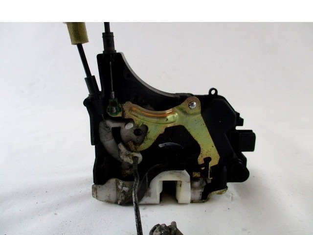 CENTRAL LOCKING OF THE FRONT LEFT DOOR OEM N. MN167831 ORIGINAL PART ESED MITSUBISHI GRANDIS (2003 - 2011) DIESEL 20  YEAR OF CONSTRUCTION 2006