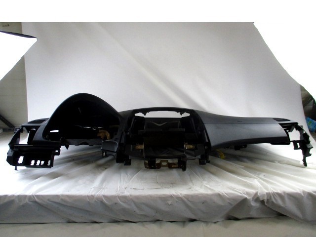 DASHBOARD OEM N. MN151910XA ORIGINAL PART ESED MITSUBISHI GRANDIS (2003 - 2011) DIESEL 20  YEAR OF CONSTRUCTION 2006