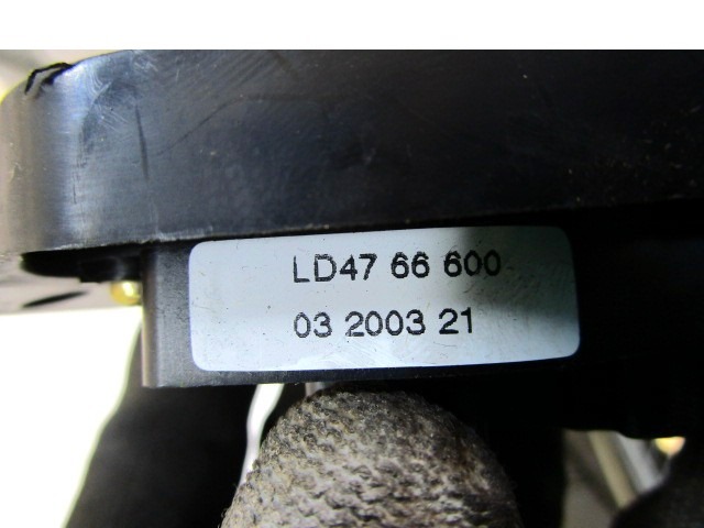 SWITCH ELECTRIC MIRRORS OEM N. LD4766600 ORIGINAL PART ESED MAZDA MPV LW MK2 (1999 - 2006) DIESEL 20  YEAR OF CONSTRUCTION 2004