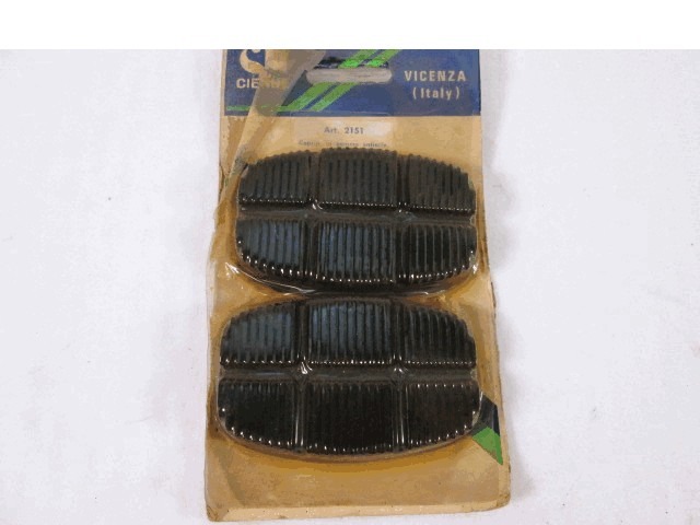 COVERS RUBBERS PEDALS OEM N. 2151 ORIGINAL PART ESED FIAT 125 (1967 - 1972)BENZINA 16  YEAR OF CONSTRUCTION 1967