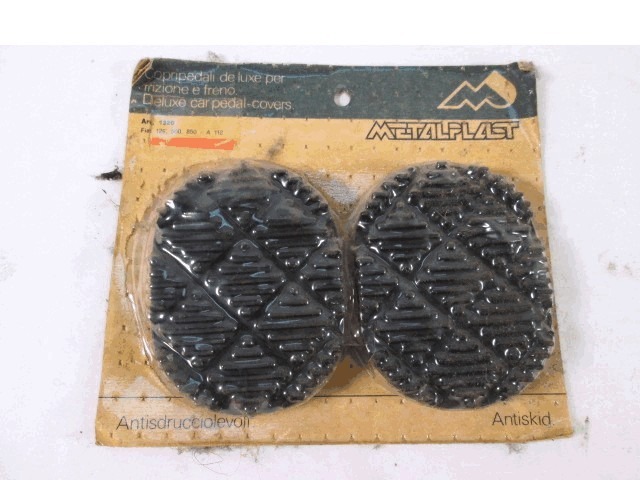COVERS RUBBERS PEDALS OEM N. 1320 ORIGINAL PART ESED FIAT 500 (1957 - 1975)BENZINA 5  YEAR OF CONSTRUCTION 1957