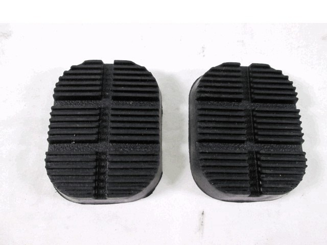 COVERS RUBBERS PEDALS OEM N. 2148 ORIGINAL PART ESED FIAT 127 (1971 - 1987)BENZINA 9  YEAR OF CONSTRUCTION 1977