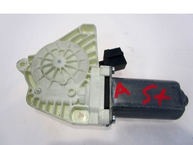 FRONT DOOR WINDSCREEN MOTOR OEM N. A1698204342 996146-102 ORIGINAL PART ESED MERCEDES CLASSE A W169 5P C169 3P RESTYLING (05/2008 - 2012) BENZINA 15  YEAR OF CONSTRUCTION 2009
